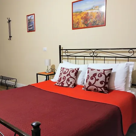 Al Quadrato D'Oro rooms-2